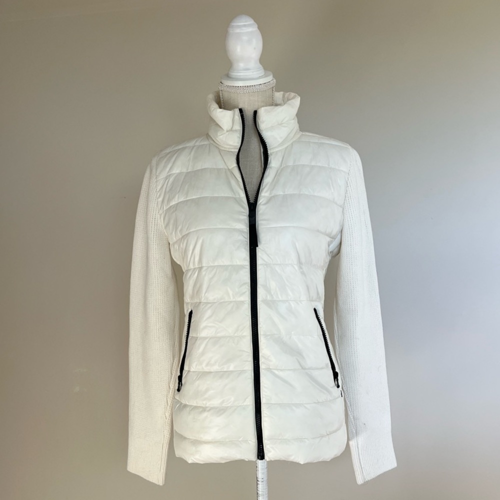 Lou & Grey White Puffer Jacket with Satin Finish